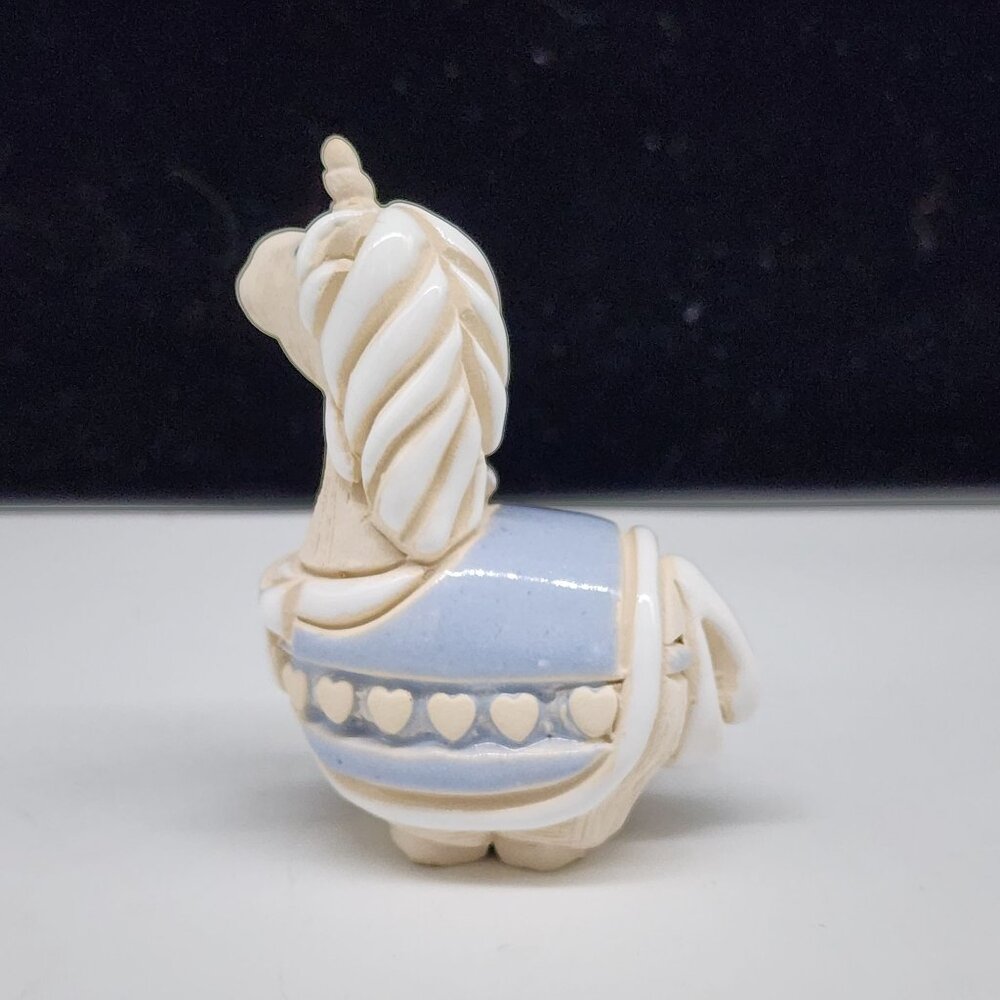 Artesania Rinconada Unicorn Figurine Blue With Hearts VTG 3.25" Tall - Picture 3 of 6